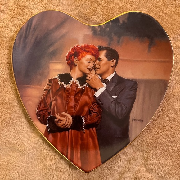 Heart-Shaped Art Piece with Brown and Gold Accents - Picture 9 of 16